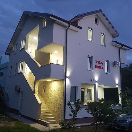 Apartmani Vila Ebra يوتجيها المظهر الخارجي الصورة