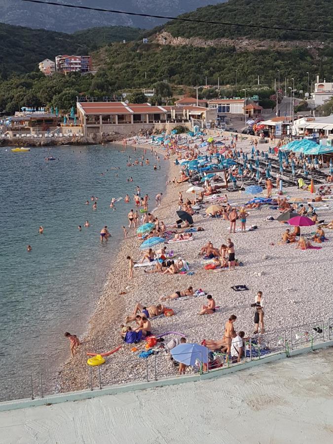 Apartmani Vila Ebra يوتجيها المظهر الخارجي الصورة