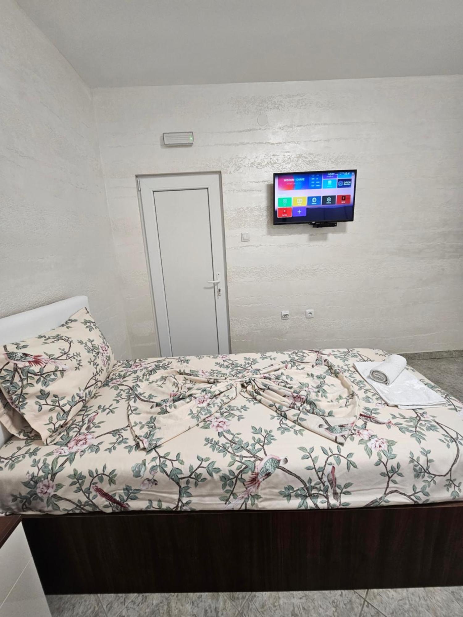 Apartmani Vila Ebra يوتجيها المظهر الخارجي الصورة