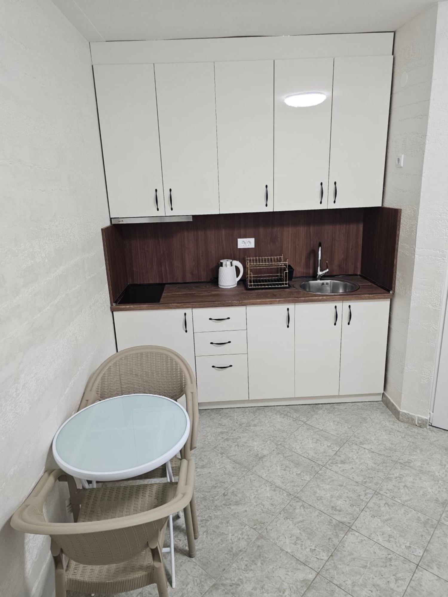 Apartmani Vila Ebra يوتجيها المظهر الخارجي الصورة