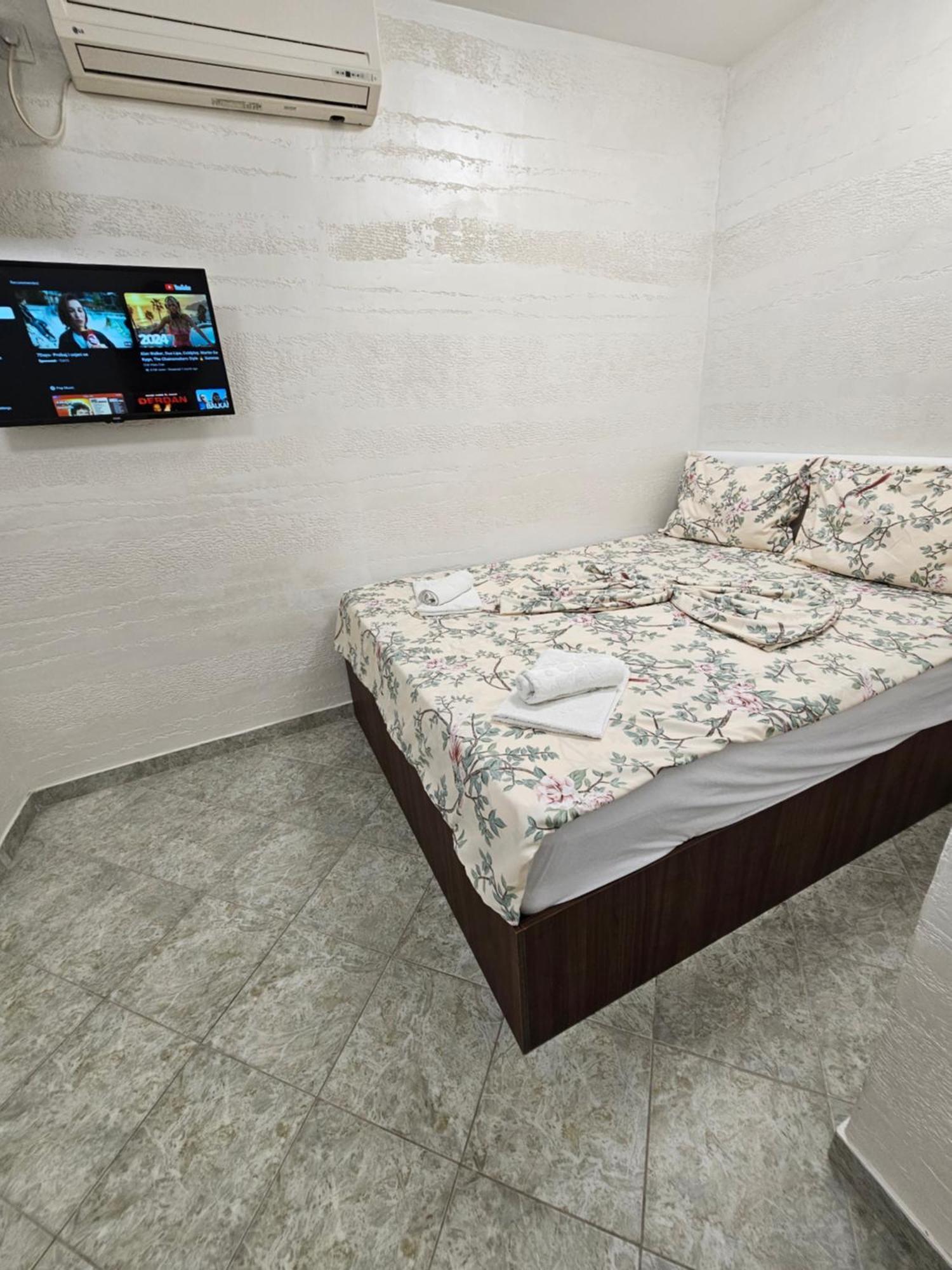 Apartmani Vila Ebra يوتجيها المظهر الخارجي الصورة