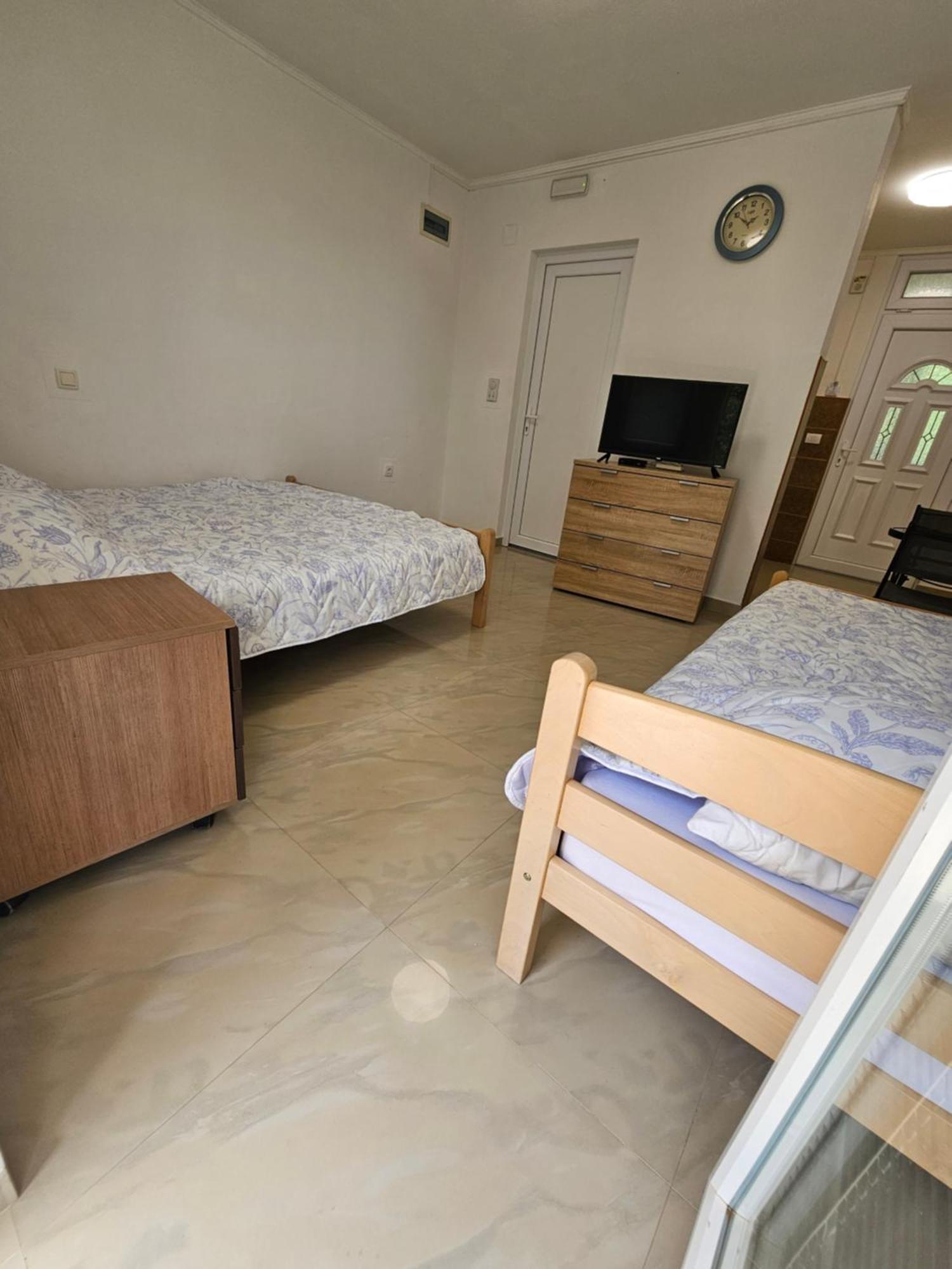 Apartmani Vila Ebra يوتجيها المظهر الخارجي الصورة