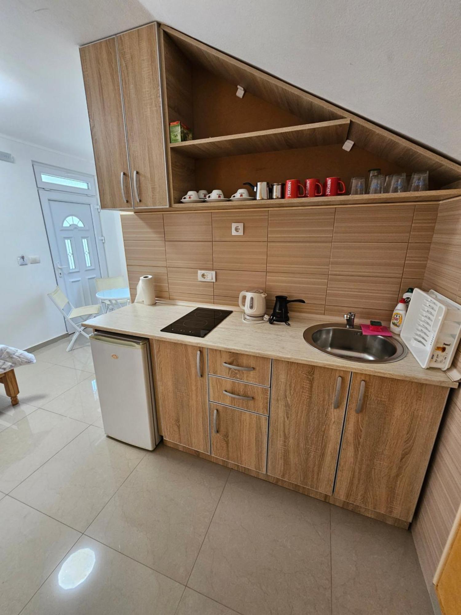 Apartmani Vila Ebra يوتجيها المظهر الخارجي الصورة