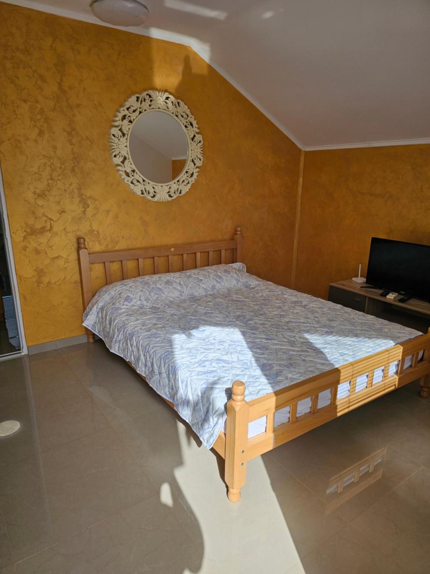 Apartmani Vila Ebra يوتجيها المظهر الخارجي الصورة