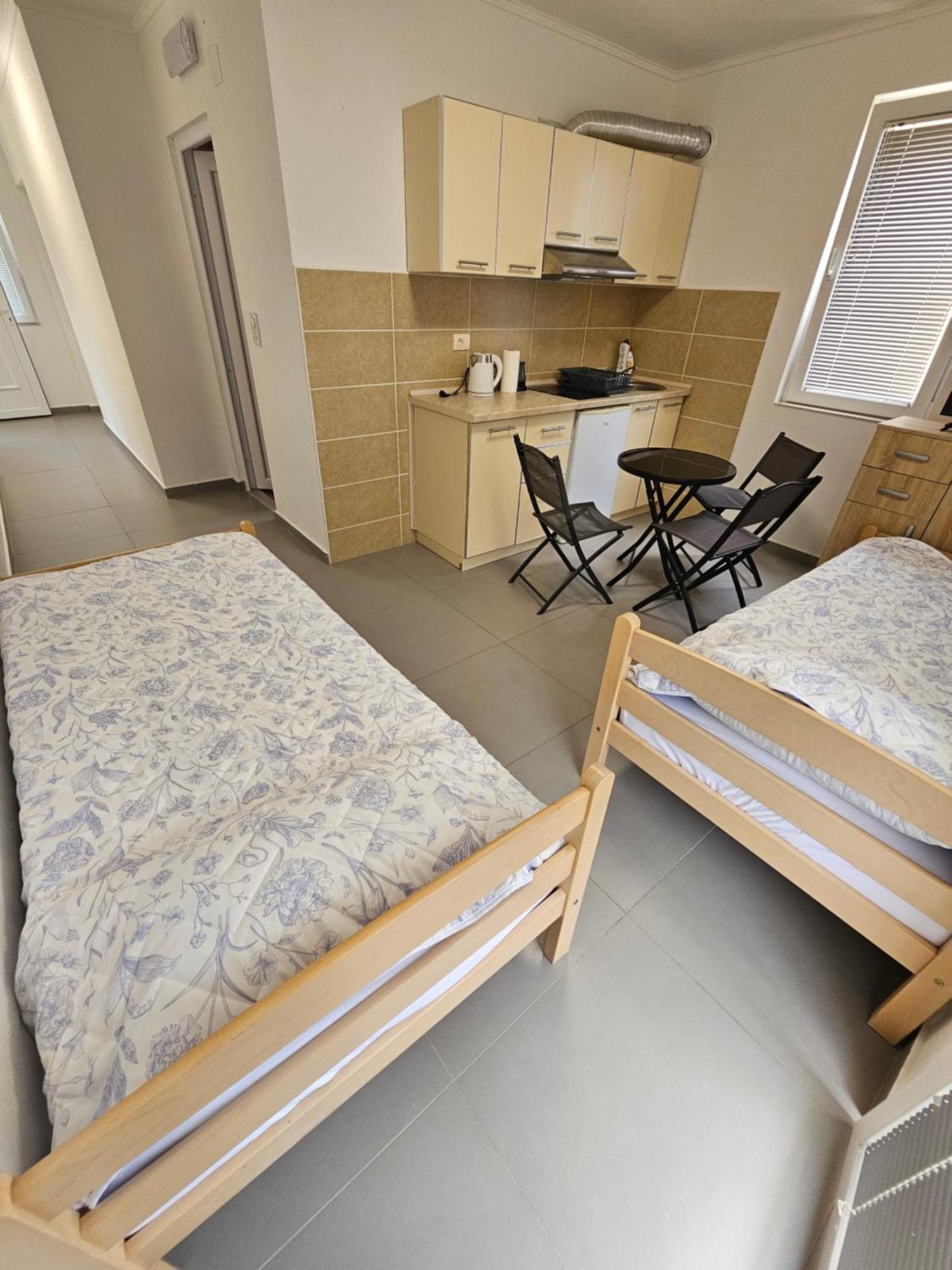 Apartmani Vila Ebra يوتجيها المظهر الخارجي الصورة