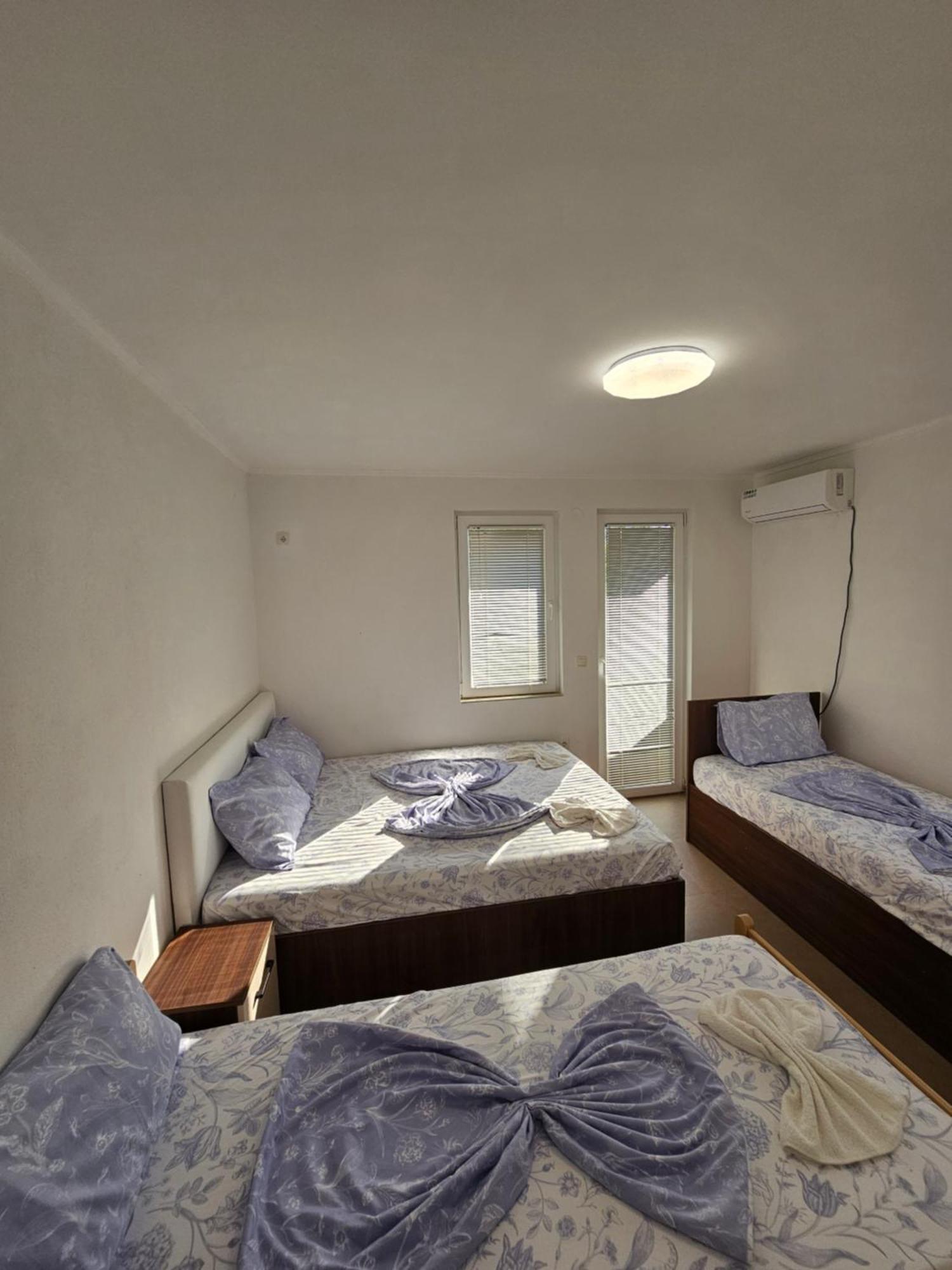 Apartmani Vila Ebra يوتجيها المظهر الخارجي الصورة