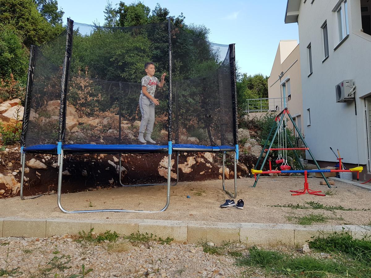 Apartmani Vila Ebra يوتجيها المظهر الخارجي الصورة